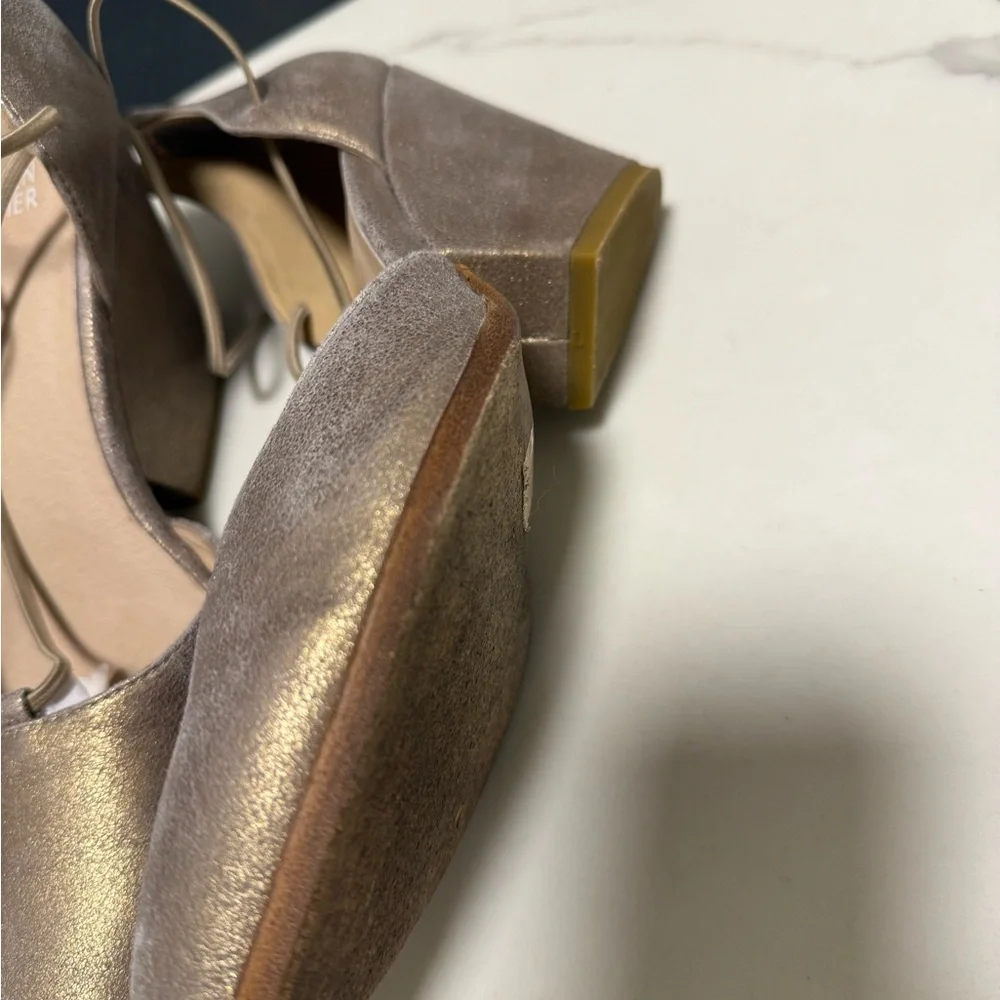 Eileen Fisher Metallic Gold Heels - Picture 4 of 5